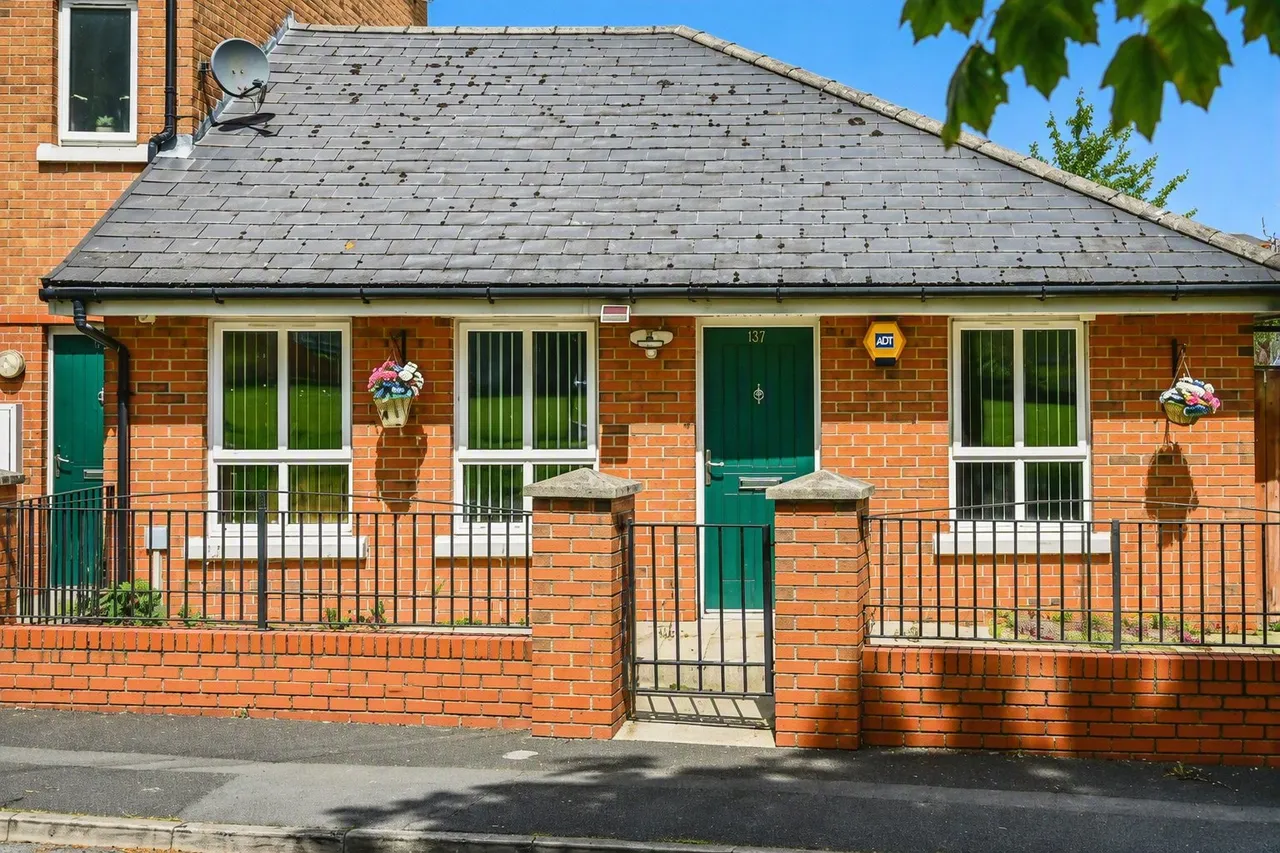 3 bed property for sale, Spekeland Road, Liverpool, L7