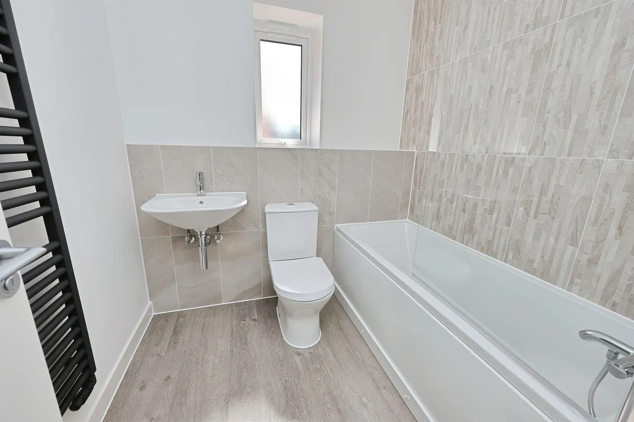 Swanton Drive, Dereham, photo 11