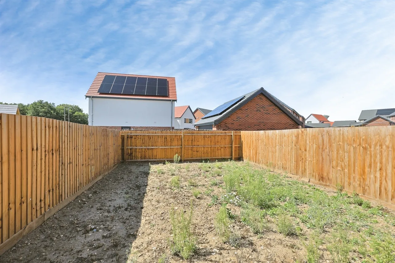 Swanton Drive, Dereham, photo 2