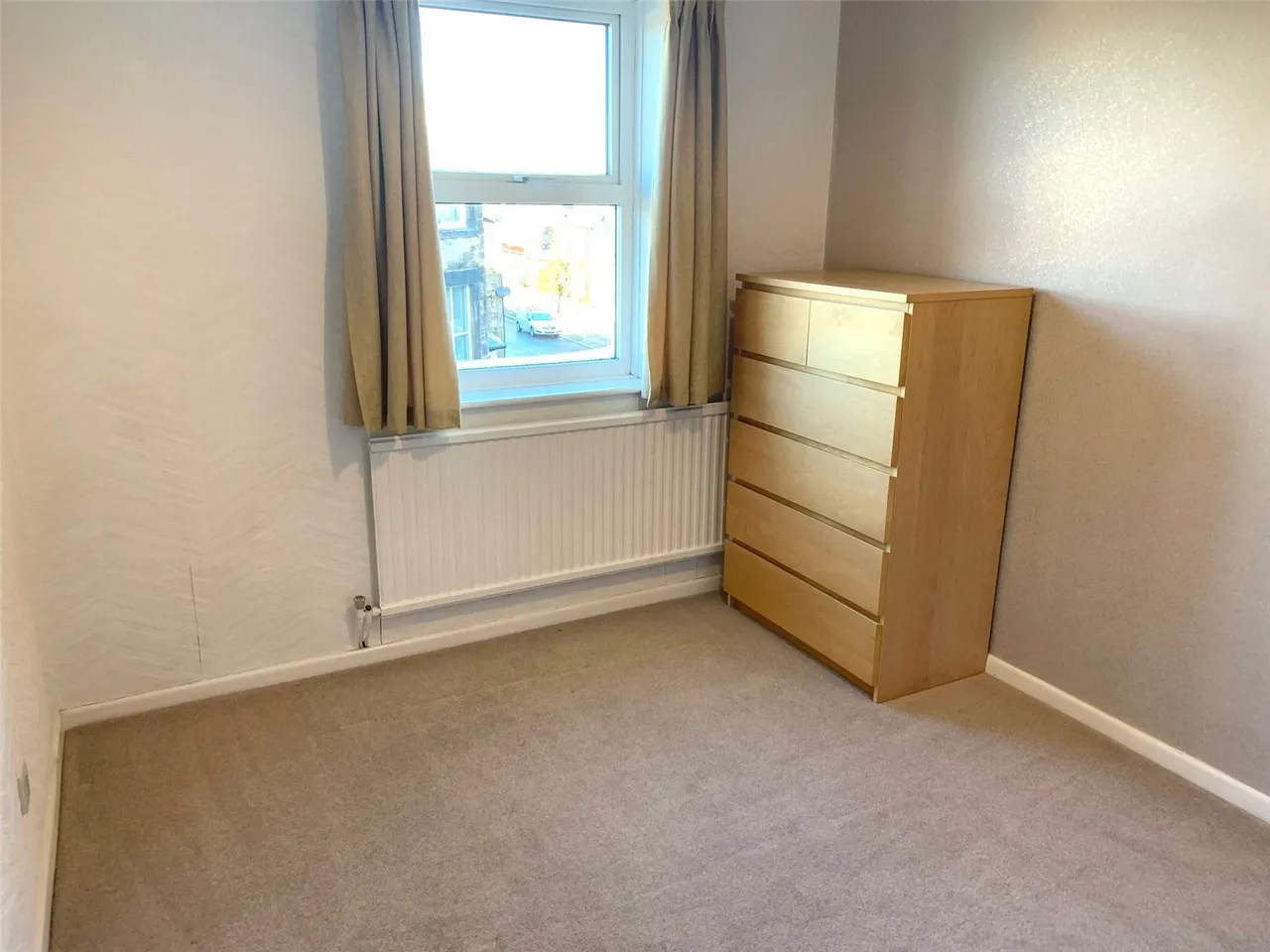 Salisbury Court, Lancaster, LA1, photo 6