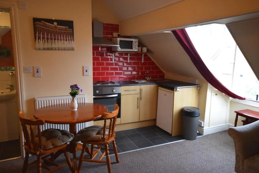Wellington Road,, Wrexham, LL13, photo 4