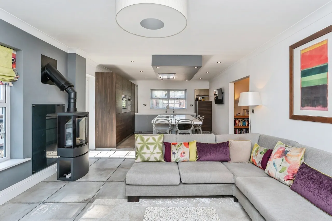 Yew Tree Close, St. Asaph, LL17, photo 2