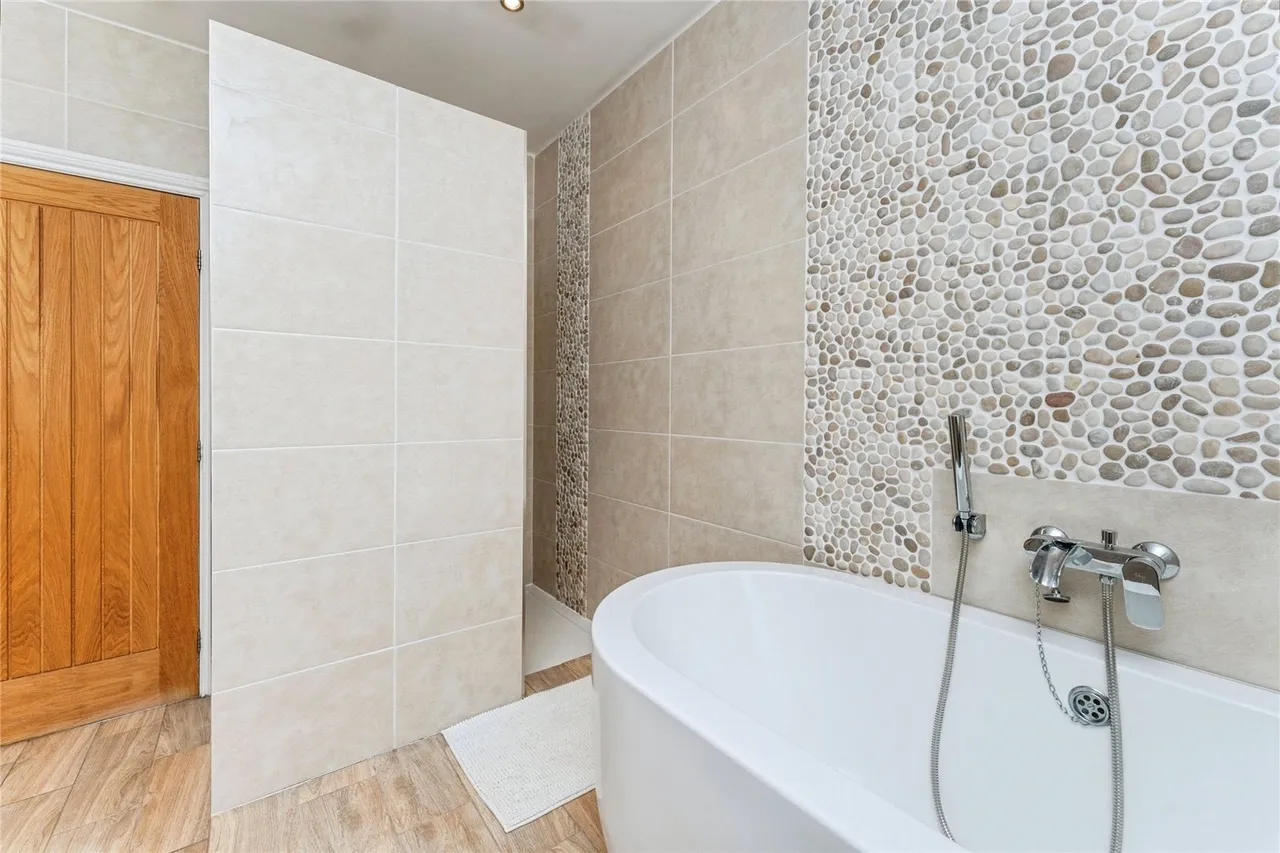 Yew Tree Close, St. Asaph, LL17, photo 25