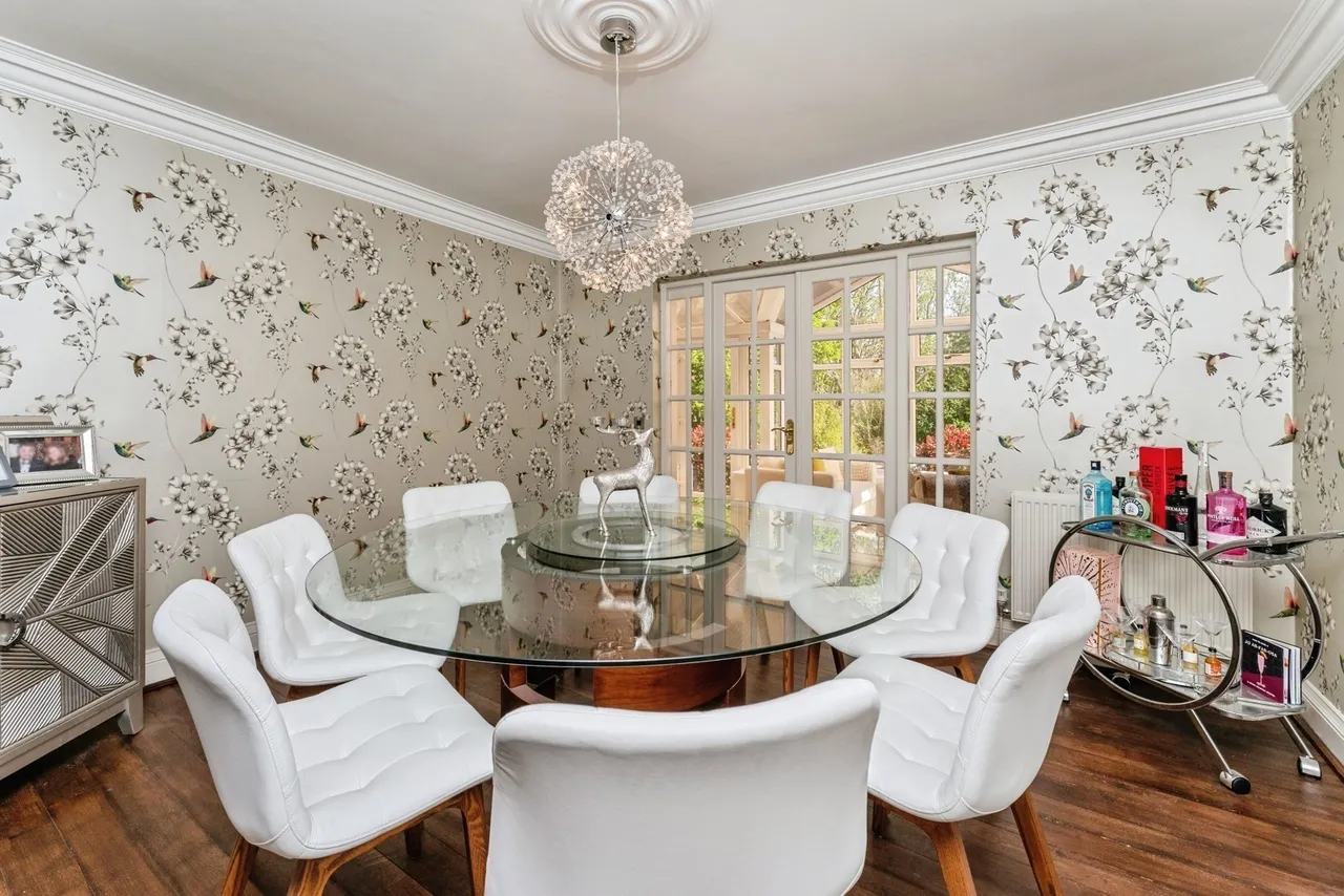 Yew Tree Close, St. Asaph, LL17, photo 5