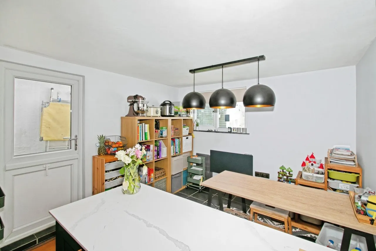 Church Road, Penryn, TR10, photo 9