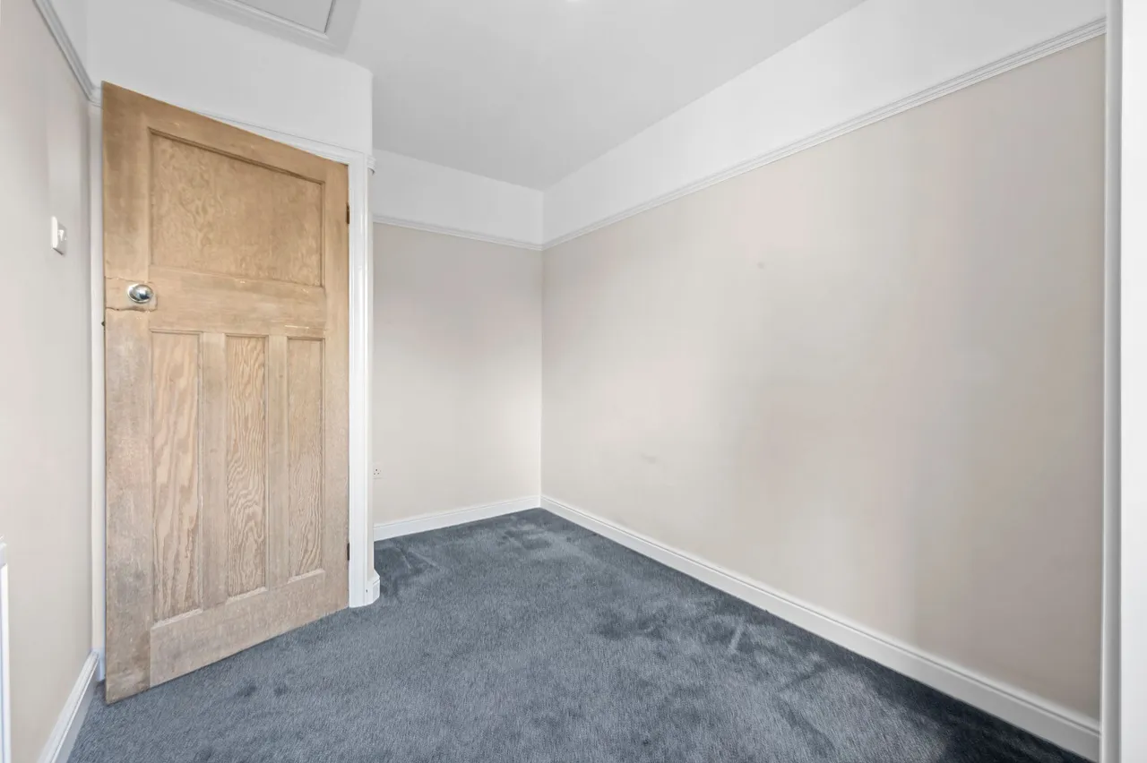 Cross Lane, Whiston, L35, photo 17