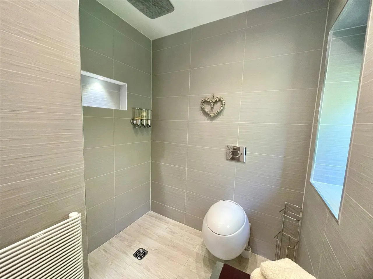 Preston New Road, Samlesbury, PR5, photo 26