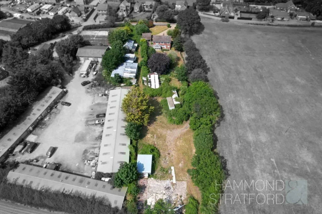 Leys Lane, Attleborough, photo 4