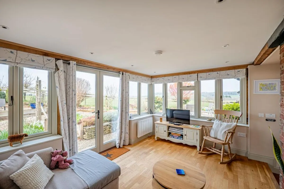 Norley Lane, Studley, SN11, photo 24