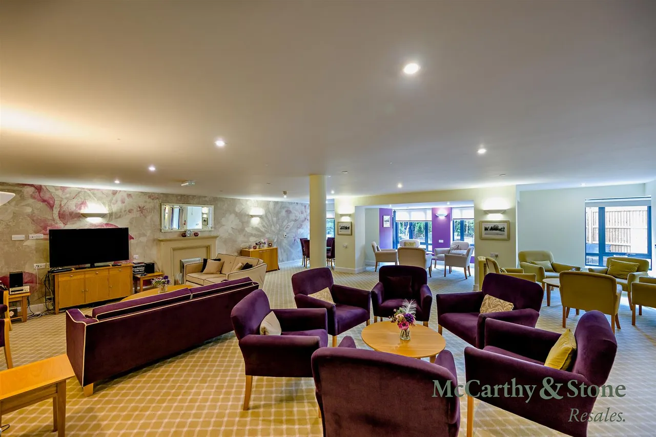Darkes Lane, Potters Bar, EN6, photo 8