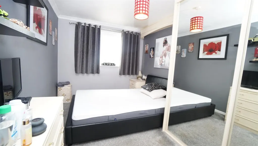 Santa Monica Crescent, Idle, photo 9