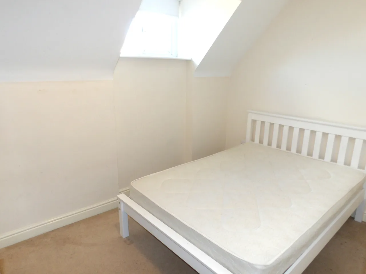 Marmion Court, NG3, photo 9