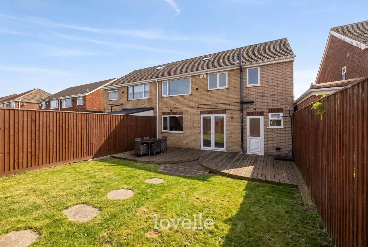 St. Nicholas Drive, Grimsby, DN37, photo 28