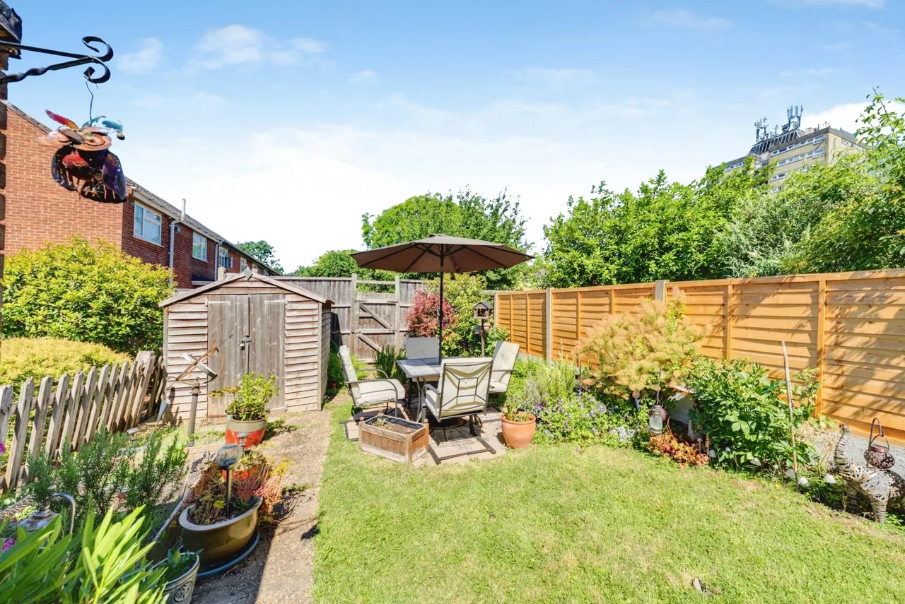 Hurstleigh Gardens, Ilford, IG5, photo 9