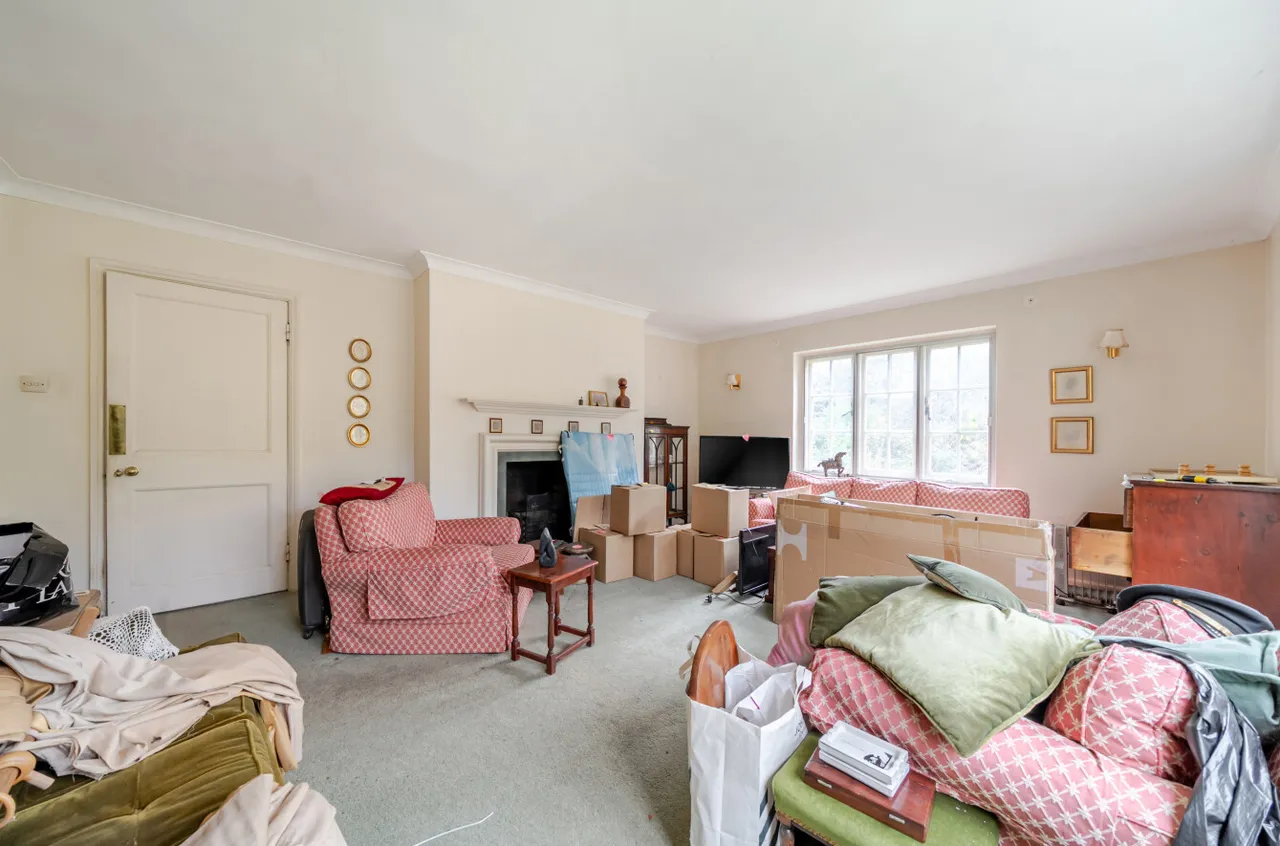 Pine Avenue, Camberley, Surrey, GU15 2LY, photo 5