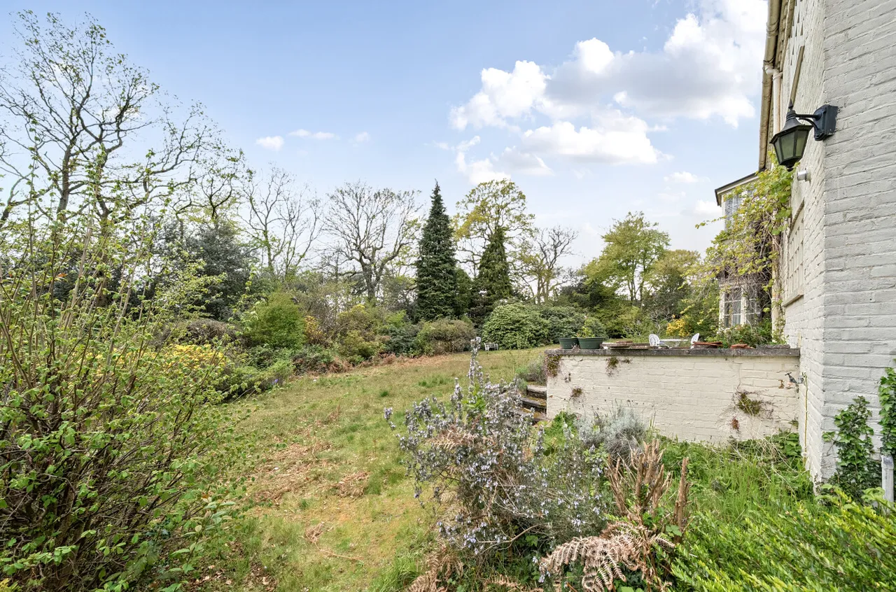 Pine Avenue, Camberley, Surrey, GU15 2LY, photo 11