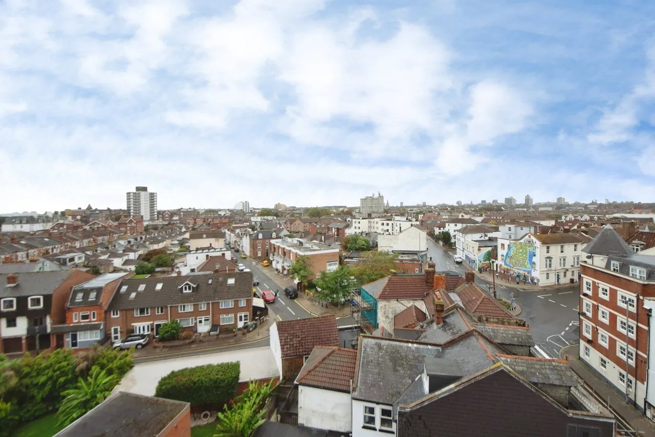 Clarendon Road, Southsea, PO4, photo 8