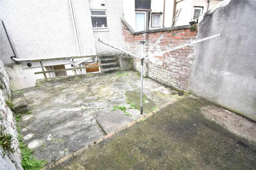 Eton Terrace, Plymouth, Devon, PL1, photo 9