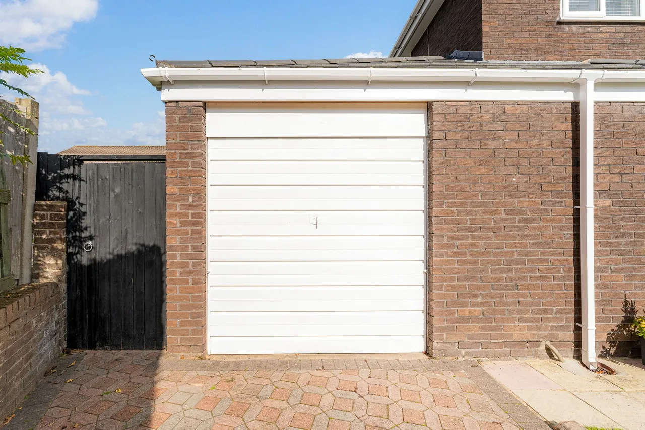Whitley Close, Runcorn, Runcorn, WA7 4SJ, photo 32
