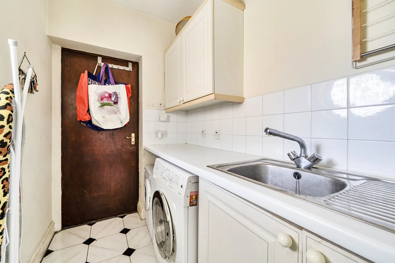 Wellesley Park Mews, Enfield, photo 11