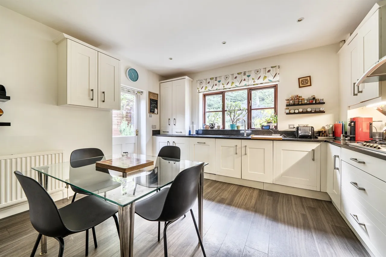 Wellesley Park Mews, Enfield, photo 8
