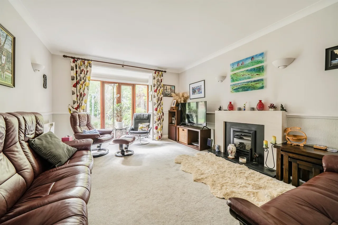 Wellesley Park Mews, Enfield, photo 5