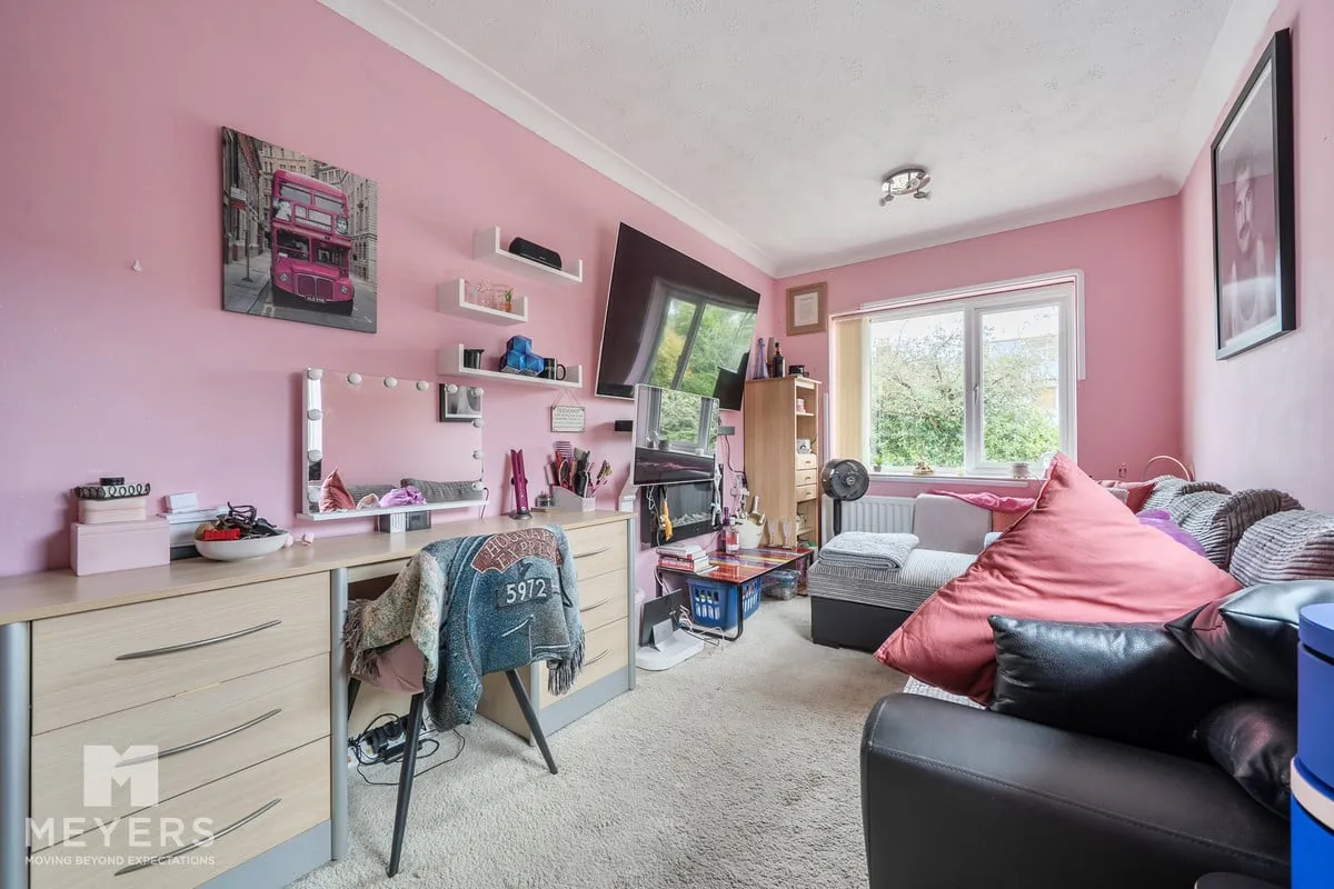 Longfield Drive, West Parley, BH22, photo 9