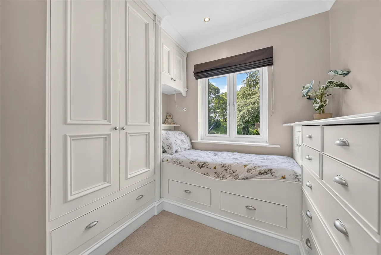 Breary Lane, Bramhope, photo 15