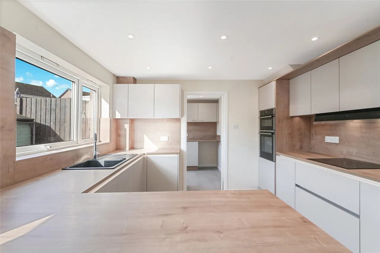 Harviestoun Grove, Tillicoultry, FK13, photo 6