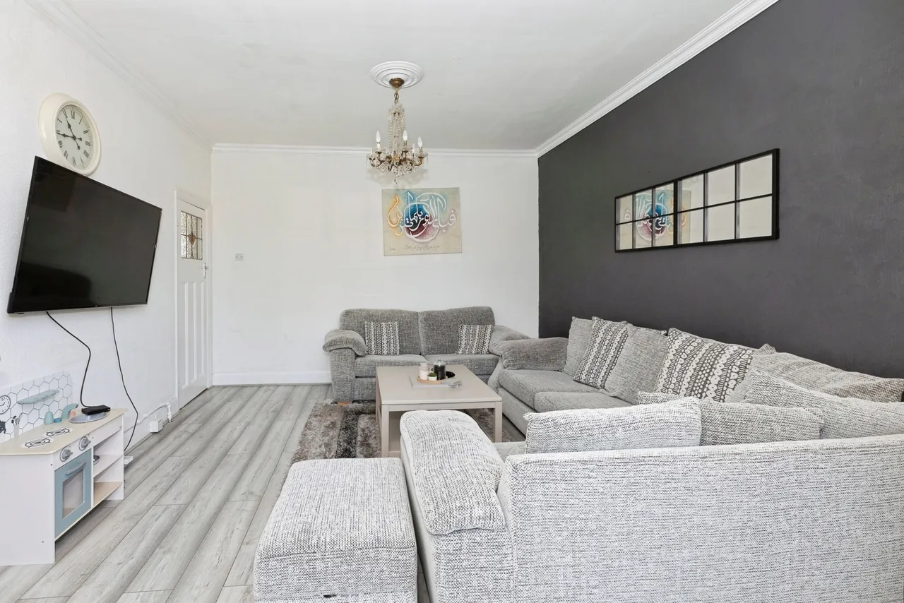 Hastings Avenue, Ilford, IG6, photo 6