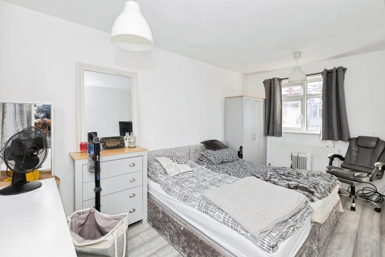 Hastings Avenue, Ilford, IG6, photo 16
