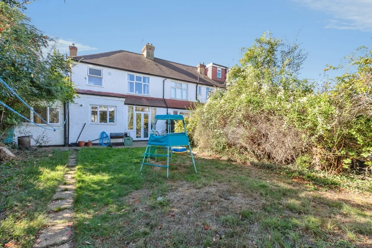 Hastings Avenue, Ilford, IG6, photo 23