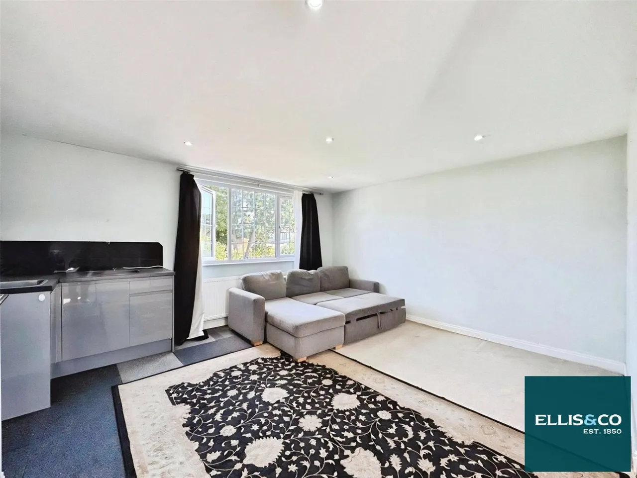 Colindeep Gardens, Hendon, NW4, photo 6