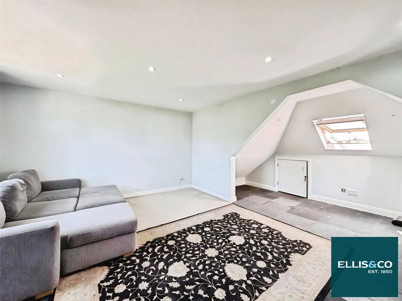 Colindeep Gardens, Hendon, NW4, photo 11