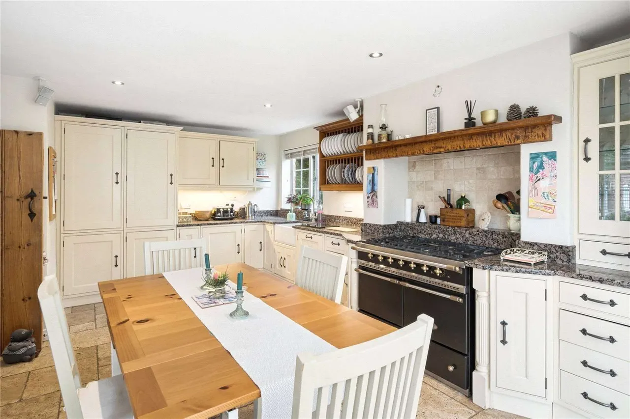 The Street, South Stoke, Reading, RG8 0JS, photo 5