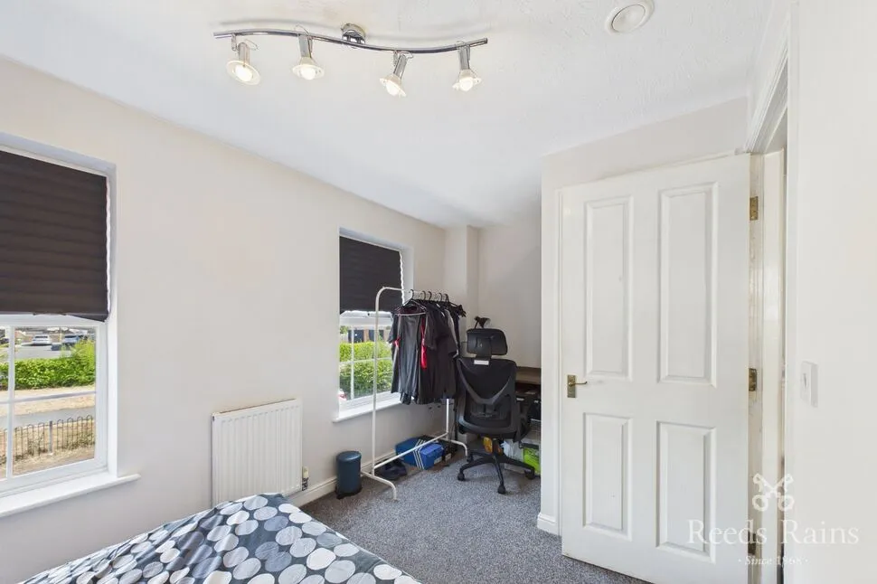 Mallard Close, Heckmondwike, WF16, photo 14