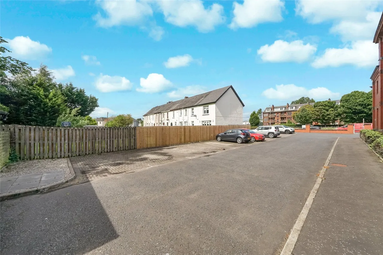 Munro Place, Anniesland, G13, photo 18