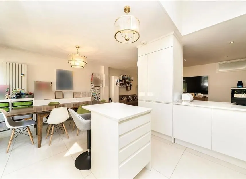 Kidbrooke Park Road, Blackheath, SE3, photo 2