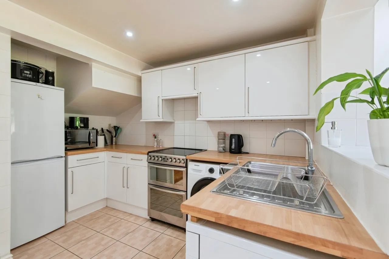 Straw Plait Way, Arlesey, Bedfordshire, SG15, photo 4