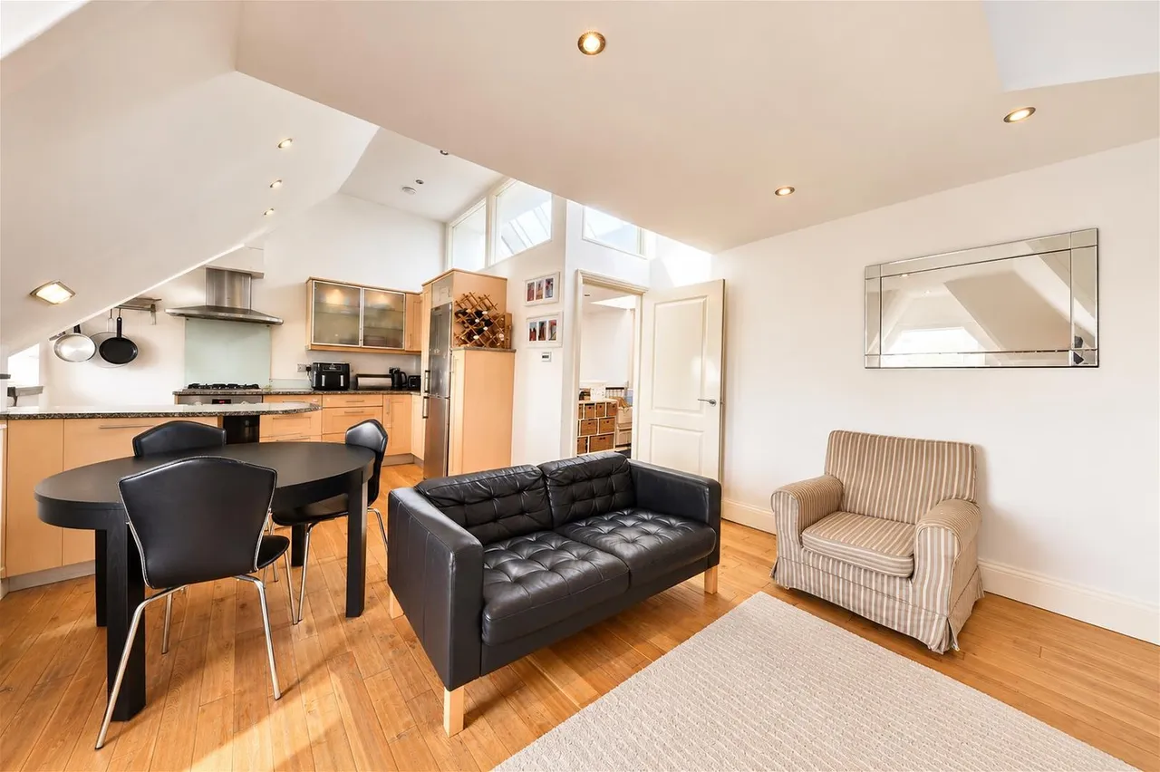 Belsize Lane, London, NW3, photo 19