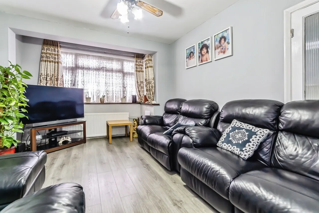 Windermere Road, London, SW16, photo 2