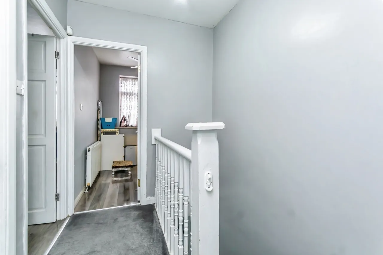 Windermere Road, London, SW16, photo 12