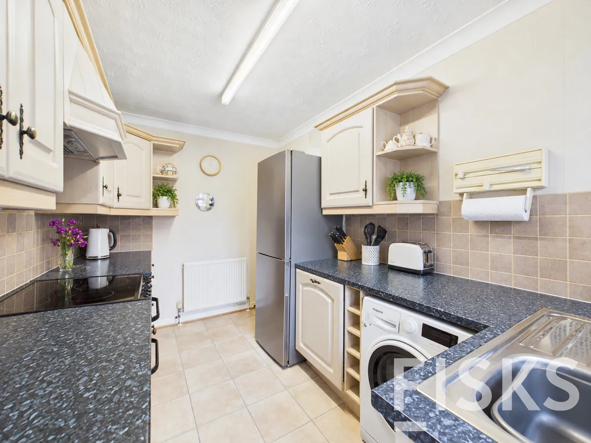 Fairlop Avenue, Canvey Island, SS8, photo 6