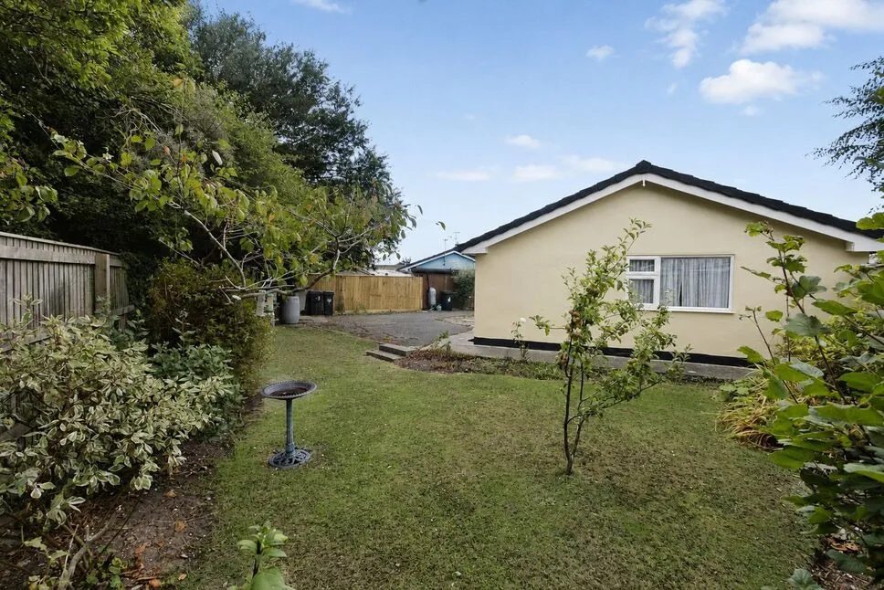 Hall Leas Drive, Sutton-on-Sea, Lincolnshire, LN12, photo 6