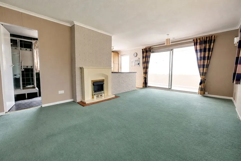 Hall Leas Drive, Sutton-on-Sea, Lincolnshire, LN12, photo 10