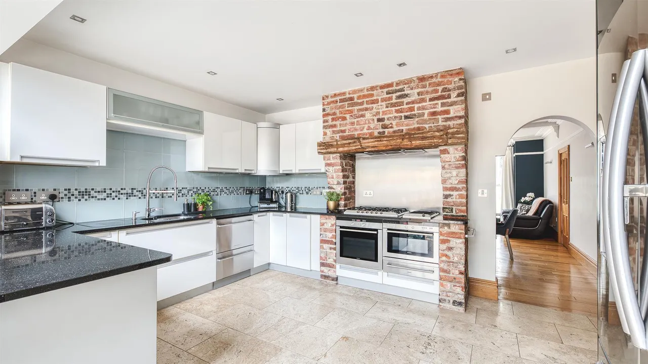 Burley Lane, Quarndon, photo 13