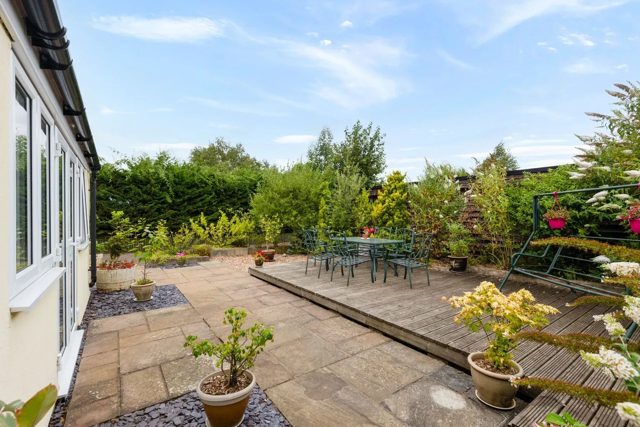 Beautifully Renovated Period Home in, photo 19