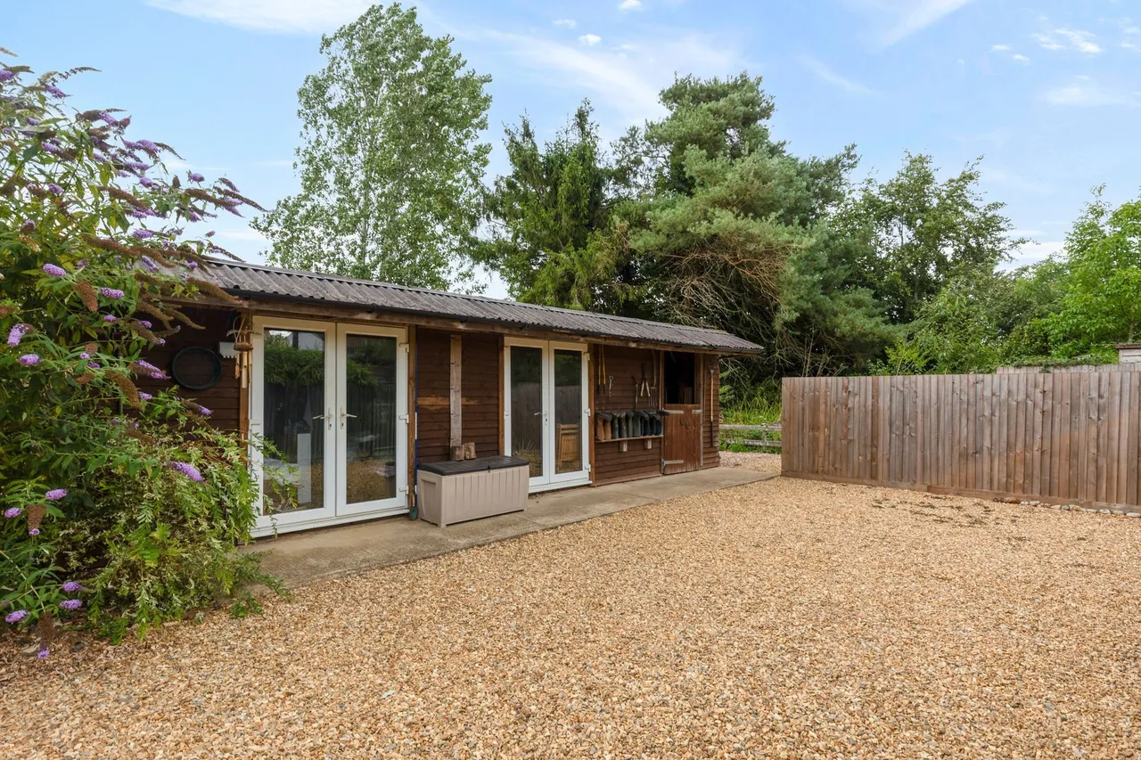 Beautifully Renovated Period Home in, photo 14