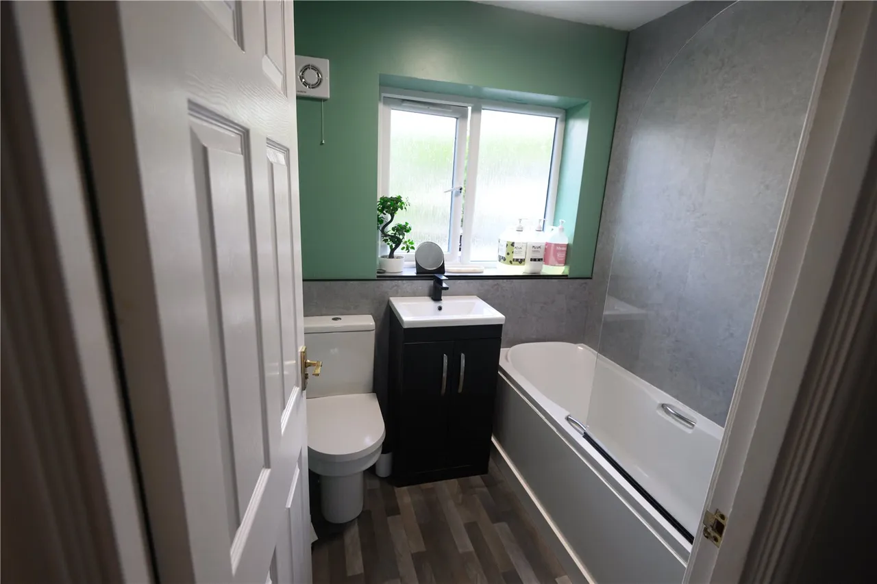 Garth Owen, Newtown, Powys, SY16 1JJ, photo 6