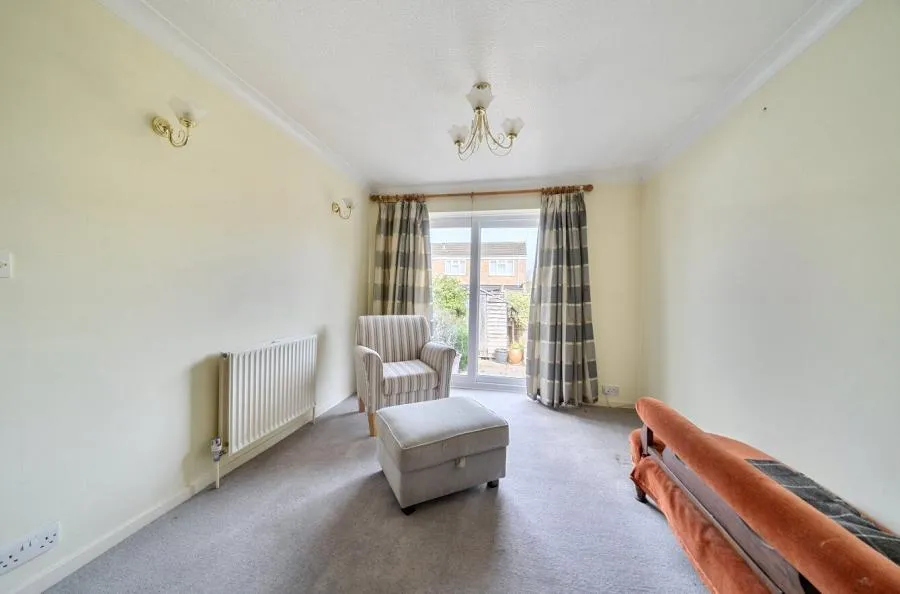 Burnham Close, Windsor, SL4, photo 13